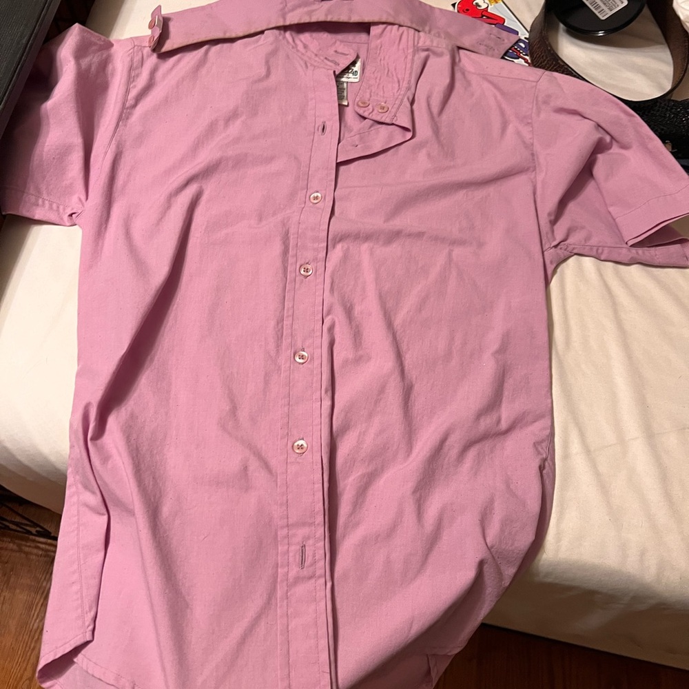 Women’s show shirt with rat catcher